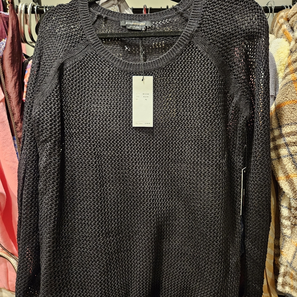 NWT BCBG Black Textured Knit Top - XL - Picture 3 of 5